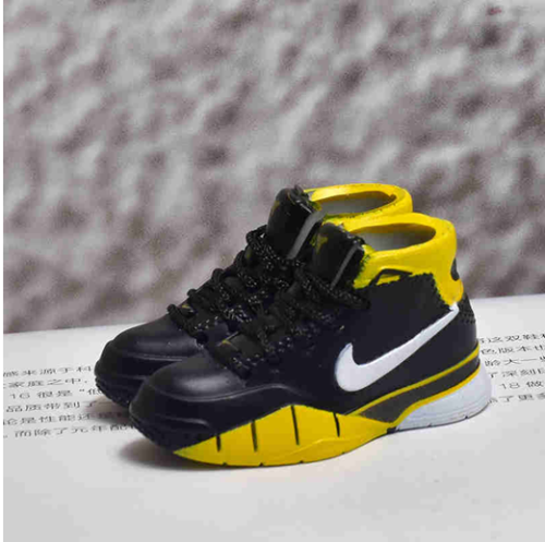 신발 미니어쳐 Nike KOBE ZK1 black and yellow MT-0635